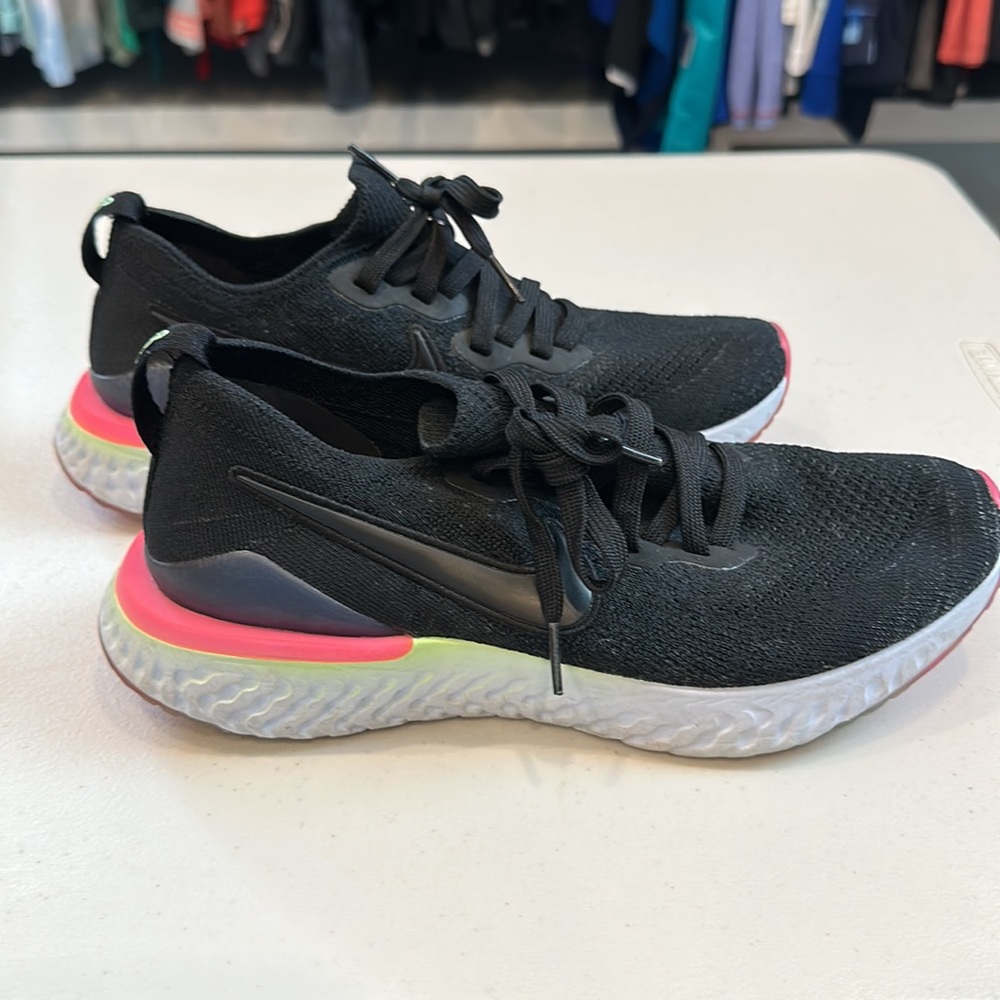 Nike Epic React Flyknit 2 Black Sapphire Running Shoes BQ8927-003 Women Size 8